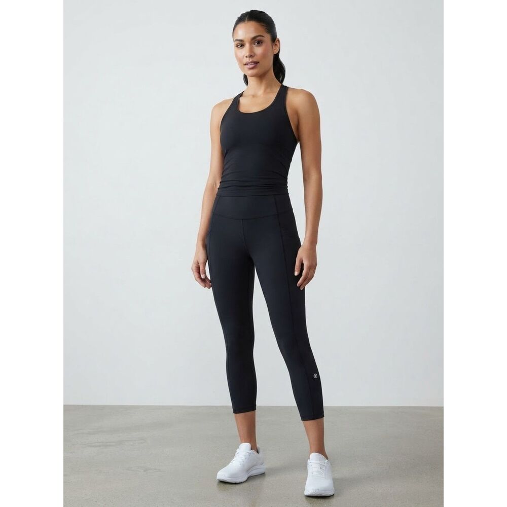 Lululemon Black Cropped Pocket Leggings Size 2